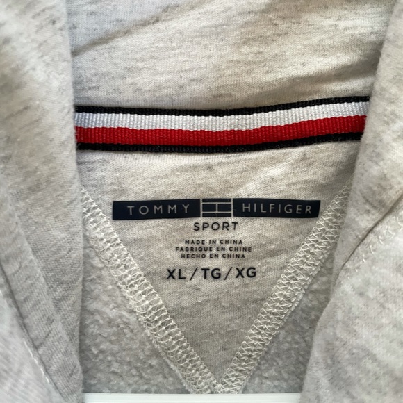 Tommy Hilfiger Hoodie - Picture 3 of 3